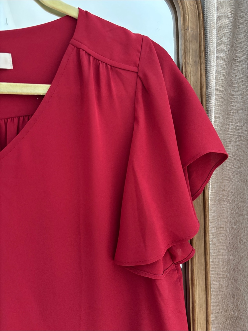 LOFT Red V-Neck Flutter Sleeve Top - Picture 4 of 5